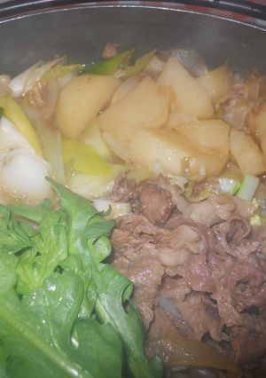 すき焼きじゃがいも入れる派？入れない派？-レシピのメイン写真