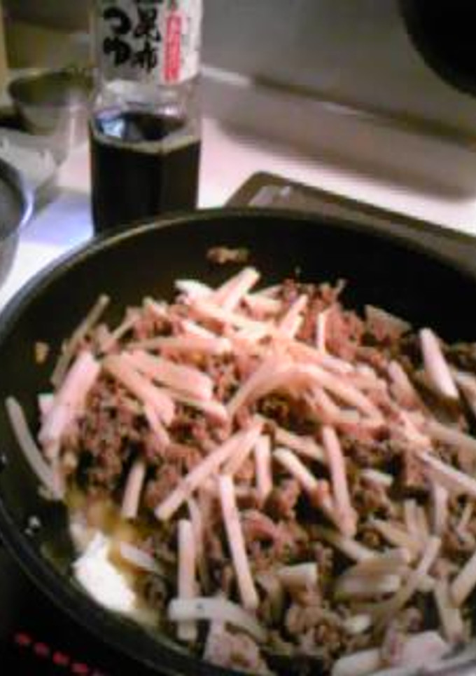 和風・かんたん牛肉と大根のバター炒め煮-レシピのメイン写真