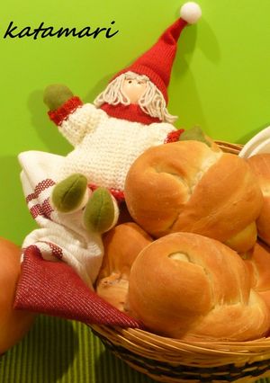 私好みのフライドオニオンとひまわりのパン-レシピのメイン写真