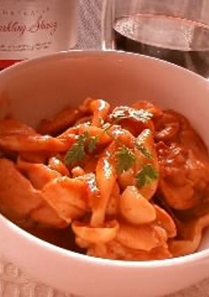 市販のパスタソースで♪鶏もも肉の煮込み-レシピのメイン写真
