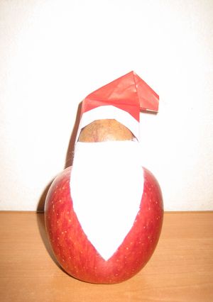 X'masにリンゴのサンタクロース-レシピのメイン写真