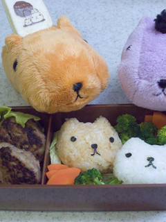 キャラ弁!カピバラさんおにぎり♬-レシピのメイン写真