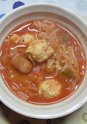 簡単鍋♪ トマト鍋-レシピのメイン写真