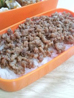 ごはんがススム♪簡単肉そぼろ-レシピのメイン写真
