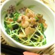 簡単酒肴★鶏皮と貝割れ大根の梅おかか和え