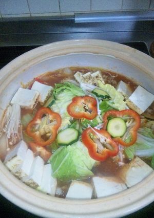 肉だんご入りトマト鍋-レシピのメイン写真