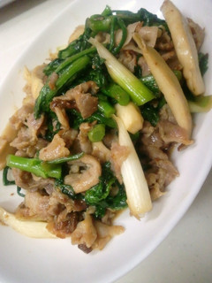 春菊と豚肉の✿オイスター炒め✿-レシピのメイン写真