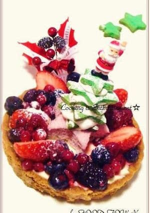 Xmas☃赤いフルーツのリース**ふわふわ生チーズタルト-レシピのメイン写真