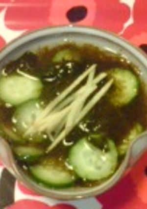 超簡単☆味見いらず♪もずくと胡瓜の酢もの-レシピのメイン写真