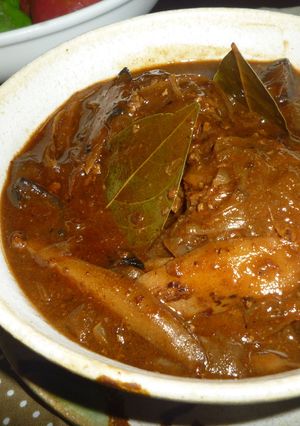 コク旨っ★ゴボウ入り煮込みハンバーグ-レシピのメイン写真