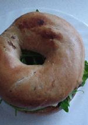 ベーグルサンド ヴェジタリアンスタイル Bagel Sandwhich Vegeraian Style-レシピのメイン写真