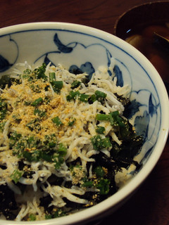 簡単ヘルシー♪湘南名物釜揚げしらす丼-レシピのメイン写真