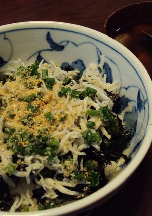 簡単ヘルシー♪湘南名物釜揚げしらす丼-レシピのメイン写真