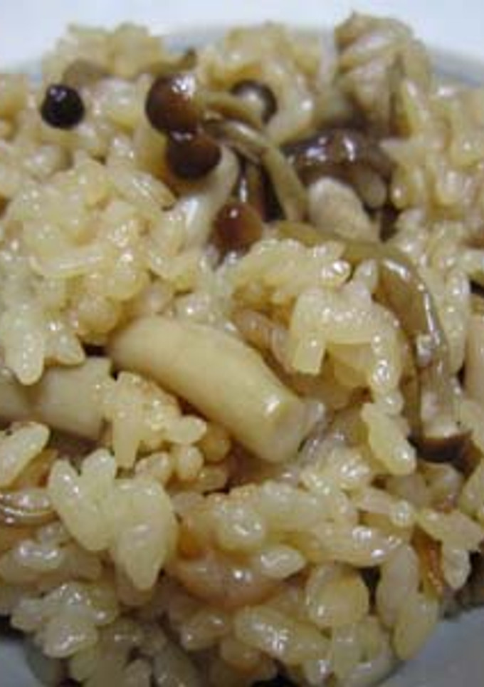 とり肉ときのこの炊き込みご飯-レシピのメイン写真