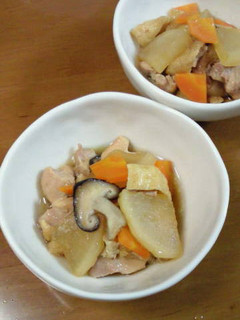 鶏もも肉と大根で煮物を☆-レシピのメイン写真