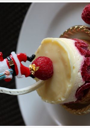 フランボワーズ香る白いチーズケーキ-レシピのメイン写真