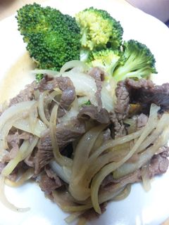 牛肉と玉ねぎのめんつゆ炒め-レシピのメイン写真
