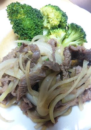 牛肉と玉ねぎのめんつゆ炒め-レシピのメイン写真