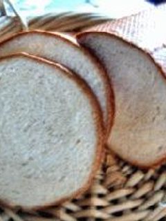 イチゴミルクメッシュパン-レシピのメイン写真