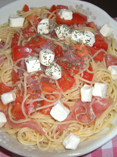 生ハムとトマトの冷製パスタ-レシピのメイン写真