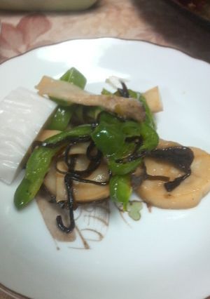 エリンギとﾋﾟｰﾏﾝの塩昆布炒め-レシピのメイン写真