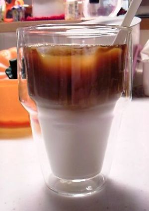 不思議ぃ☆二層のアイスオレ-レシピのメイン写真
