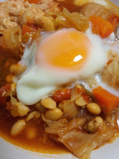 圧力鍋で鶏のトマト煮・温玉のっけ♪-レシピのメイン写真