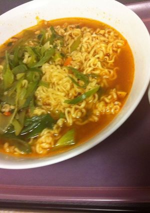 ネギたっぷり辛ラーメン-レシピのメイン写真