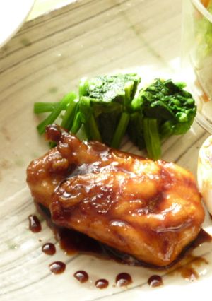 鶏もも肉のソテー　熟味酢の焦がしソースで-レシピのメイン写真