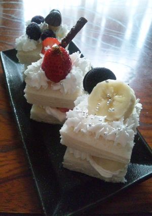 食パンで☆簡単デコケーキ-レシピのメイン写真