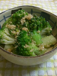 ブロッコリーの胡麻和え-レシピのメイン写真