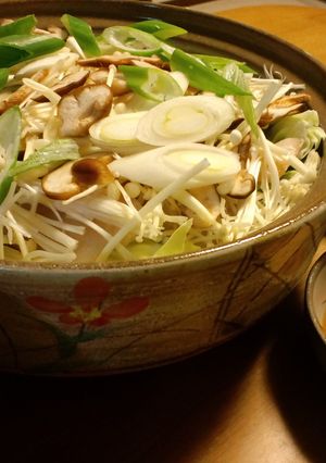 たらと野菜の蒸し鍋・・・ピリ辛ゴマダレで-レシピのメイン写真