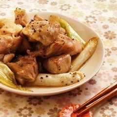 รูปของ 10分でおつまみ★鶏とねぎの塩炒め