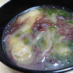 รูปของ 簡単★磯風味★もやしと油揚げのお味噌汁