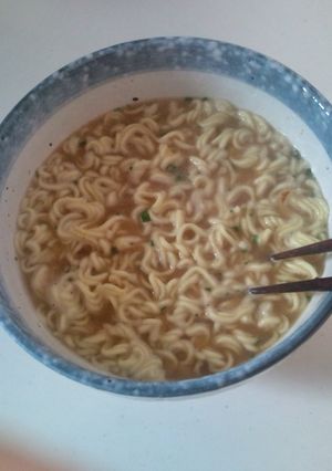 手抜きしすぎ？レンジラーメン(゜o゜)-レシピのメイン写真
