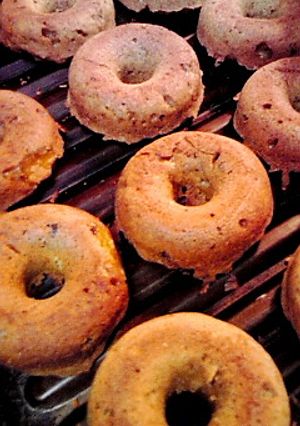 完全ノーシュガー柿とバナナの焼きドーナツ-レシピのメイン写真