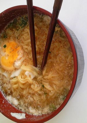 インスタントラーメンにお酢-レシピのメイン写真