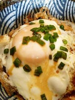 簡単に目玉焼き丼-レシピのメイン写真