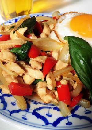 タイ料理屋さんのガパオご飯-レシピのメイン写真