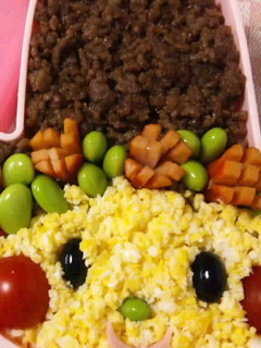 マイメロ そぼろ弁当-レシピのメイン写真