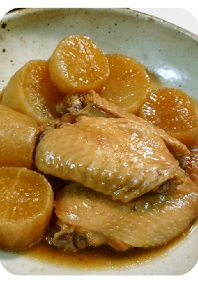 味付け簡単！大根と鶏の手羽先の田舎煮-レシピのメイン写真