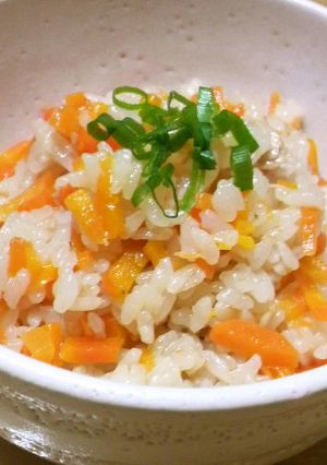 ちゃちゃっと簡単　ニンジン炊きこみご飯-レシピのメイン写真