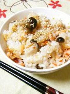 鮭とキノコの炊き込みごはん-レシピのメイン写真