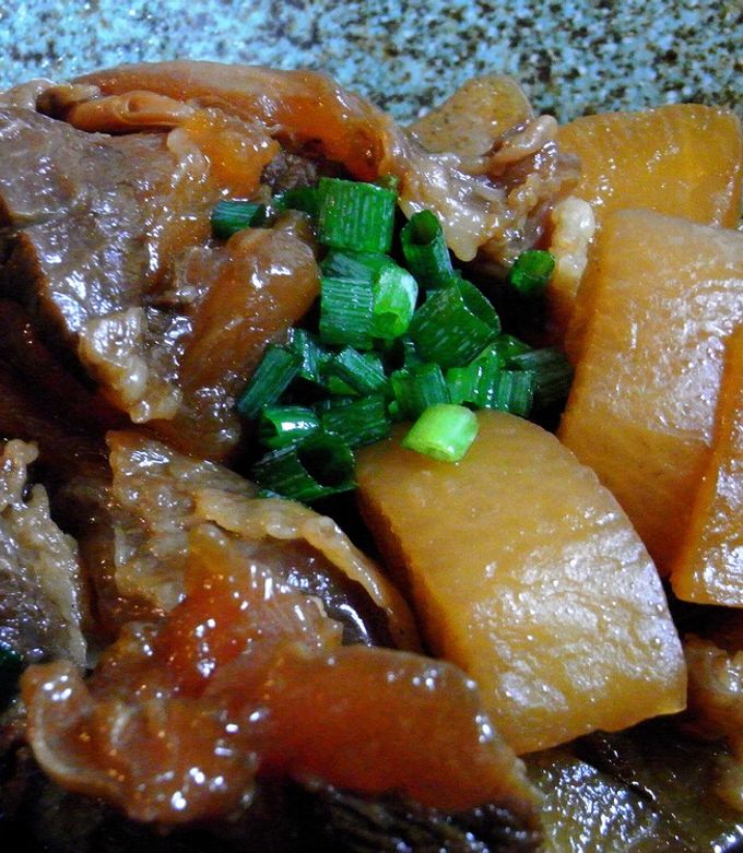 圧力鍋を使って～牛スジのトロトロ煮込～ by yumdimple 【クックパッド