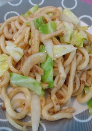 簡単★マヨ焼きうどん♪-レシピのメイン写真