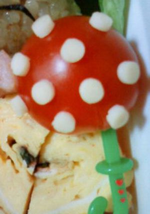 お弁当に★水玉模様のぷちトマ傘★-レシピのメイン写真
