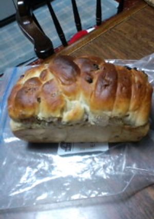 プレゼントにも良いレーズン食パン〜-レシピのメイン写真