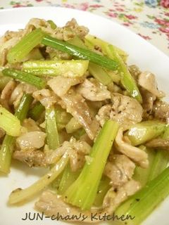 セロリと豚肉の塩こしょう炒め-レシピのメイン写真