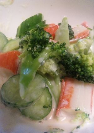 かにカマとブロッコリーのサラダ-レシピのメイン写真