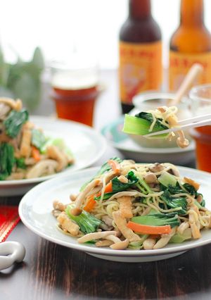 中華麹で決まる！たっぷりきのこの焼きそば-レシピのメイン写真